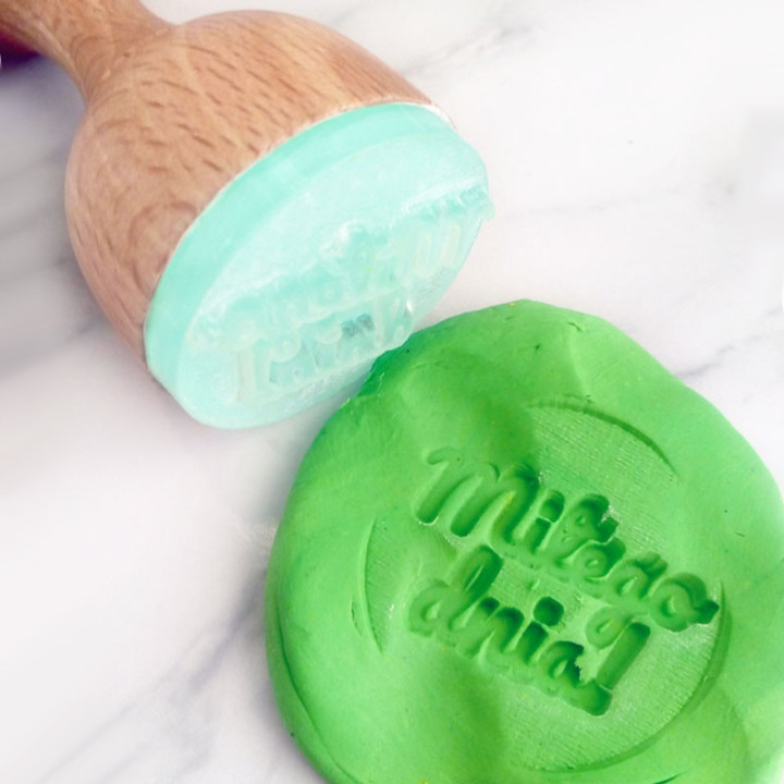 Stempel z plexi