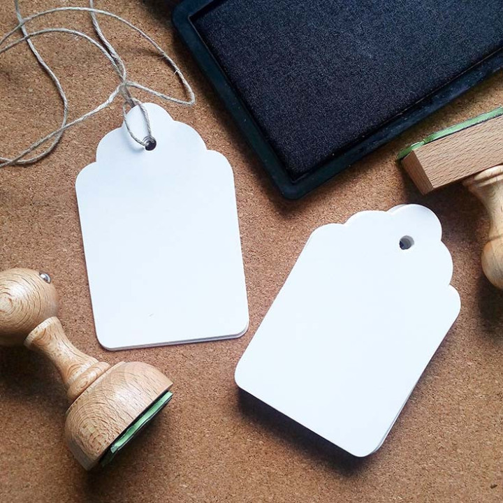 Metki kartonowe, białe, 6x9 cm, pakiet 25 szt. lub więcej taniej!